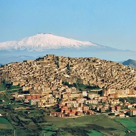 Al Centro Hébergement de vacances Gangi
