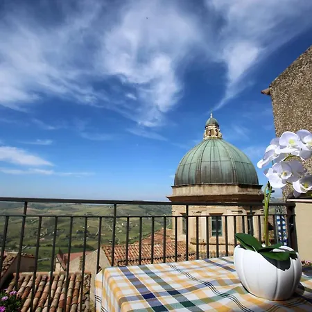 Nyaraló Al Centro *