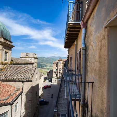 Al Centro * גנג'י